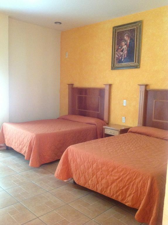 Hotel Genoves San Juan de los Lagos Room photo